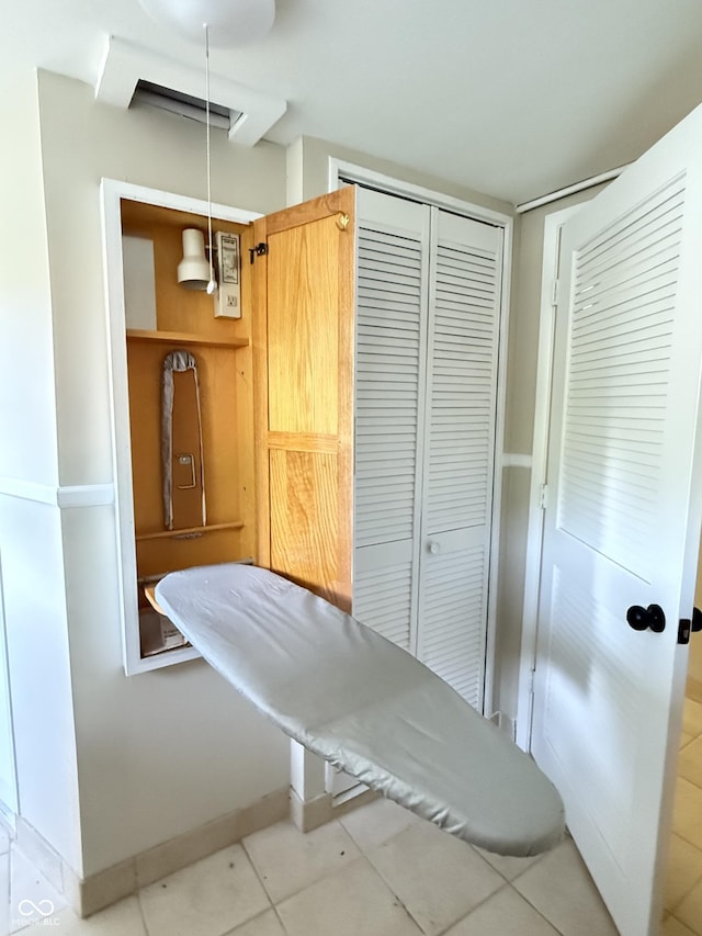 423 W Thompson Rd, Indianapolis, IN 46217 - photo 40