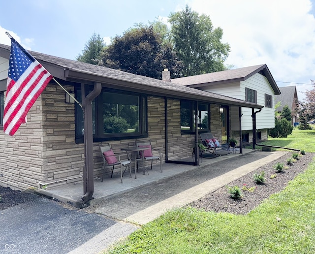 423 W Thompson Rd, Indianapolis, IN 46217 - photo 2