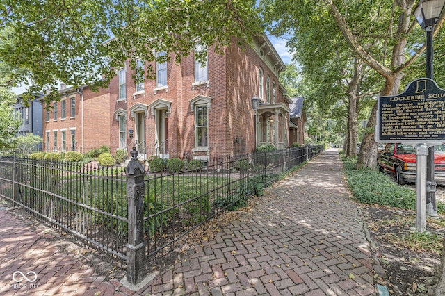 331 N E St, Indianapolis, IN 46202 - photo 4