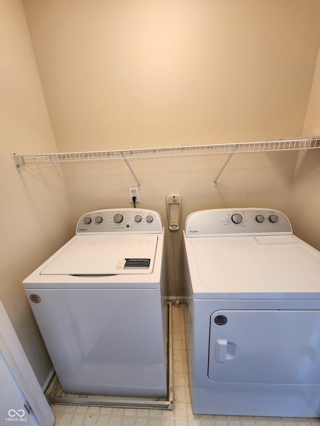 924 Thornwood Dr, Greenwood, IN 46143 - photo 22