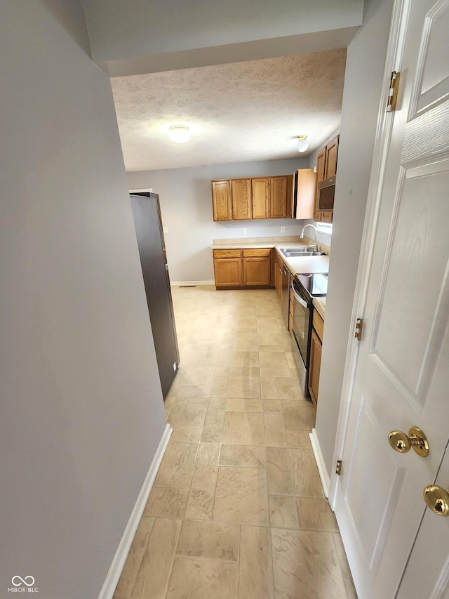 924 Thornwood Dr, Greenwood, IN 46143 - photo 10
