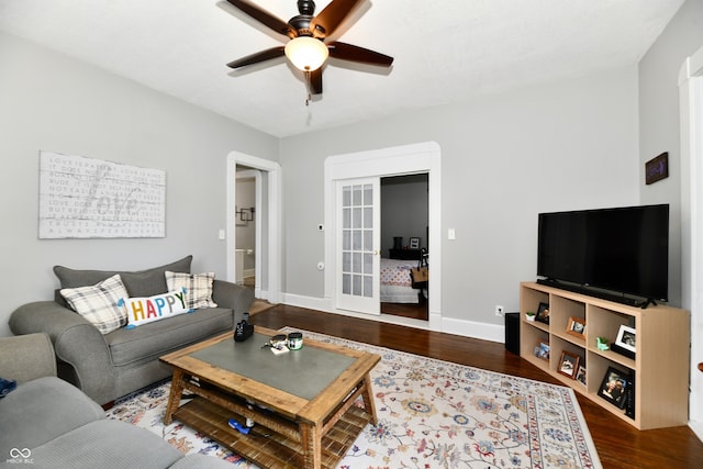 323 S Vine St, Plainfield, IN 46168 - photo 8