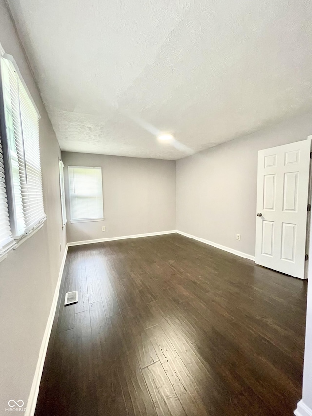 4950 E 18th St, Indianapolis, IN 46218 - photo 22