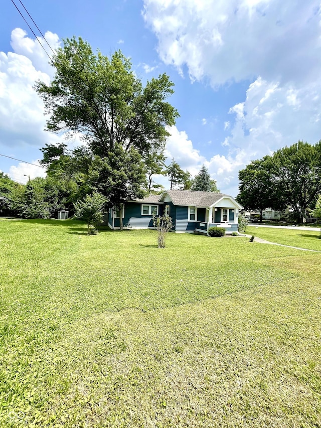 4950 E 18th St, Indianapolis, IN 46218 - photo 2
