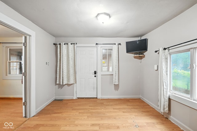 2420 Indianapolis Ave, Indianapolis, IN 46208 - photo 3