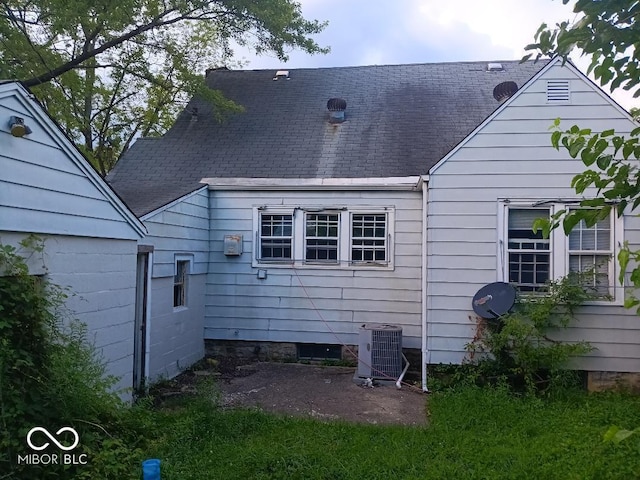 2431 Highland Ave, Anderson, IN 46011 - photo 12