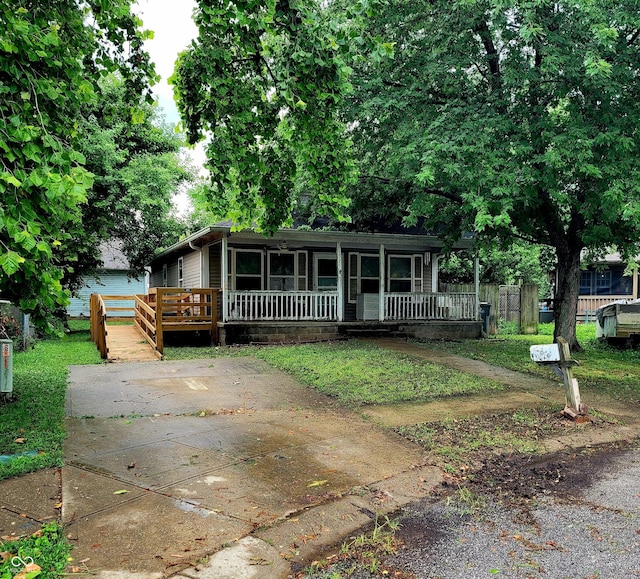 1842 Carpenter Cir, Indianapolis, IN 46203 - photo 1