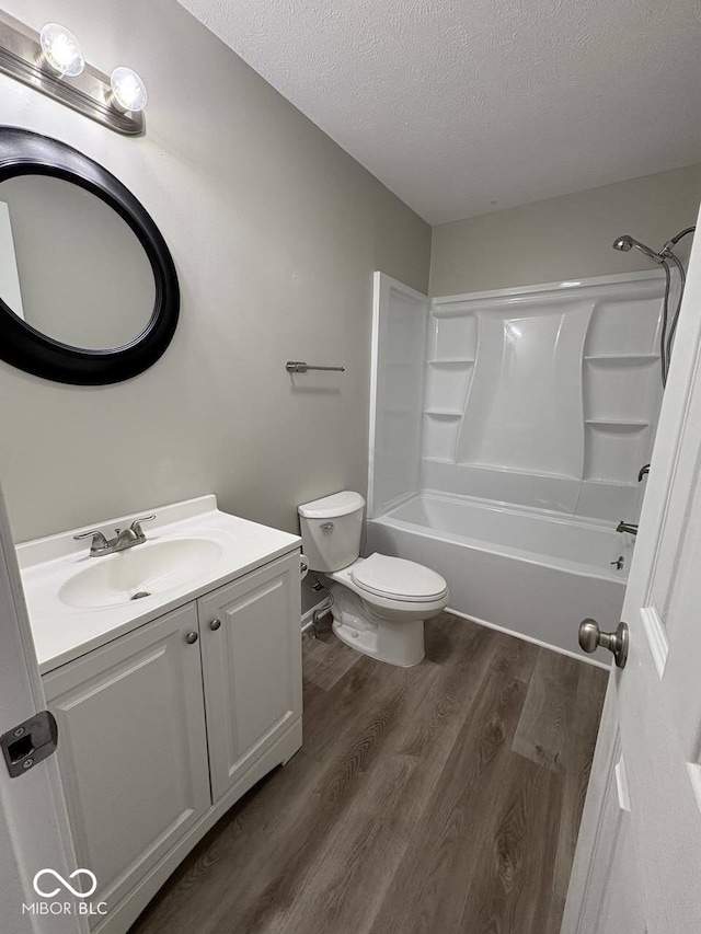 144 Meadow Glen Dr, Avon, IN 46123 - photo 14