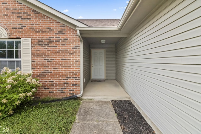 12985 Galloway Cir, Fishers, IN 46038 - photo 2
