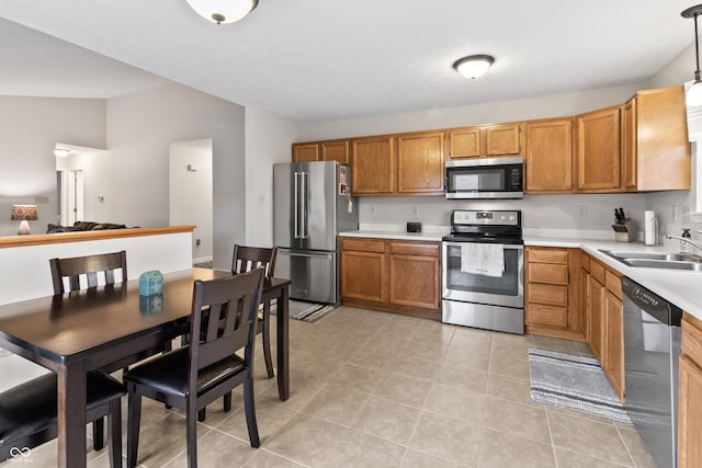 12985 Galloway Cir, Fishers, IN 46038 - photo 8
