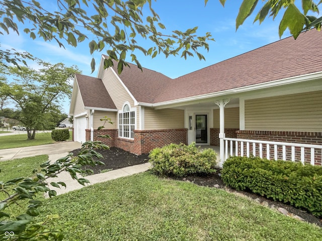 930 Eagle Brook Dr, Shelbyville, IN 46176 - photo 9