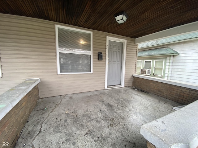 2521 Southeastern Ave, Indianapolis, IN 46201 - photo 2