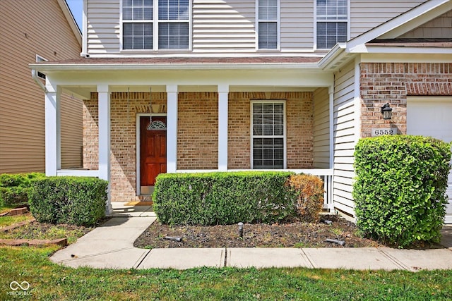 6552 Locust Grove Dr, Indianapolis, IN 46237 - photo 2