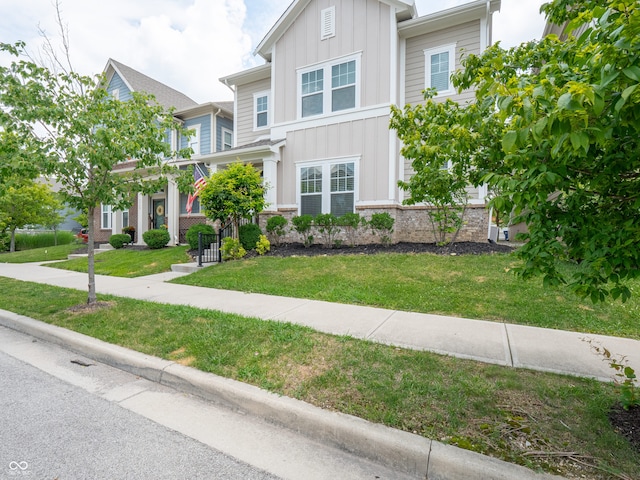 5755 Buskirk Dr, Indianapolis, IN 46216 - photo 2