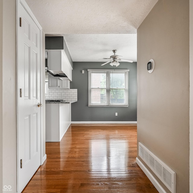462 E 10th St, Indianapolis, IN 46202 - photo 7