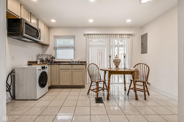 8152 Schoen Dr, Lawrence, IN 46226 - photo 8
