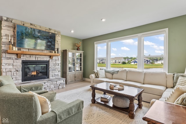 12594 Tidecrest Dr, Fishers, IN 46037 - photo 8