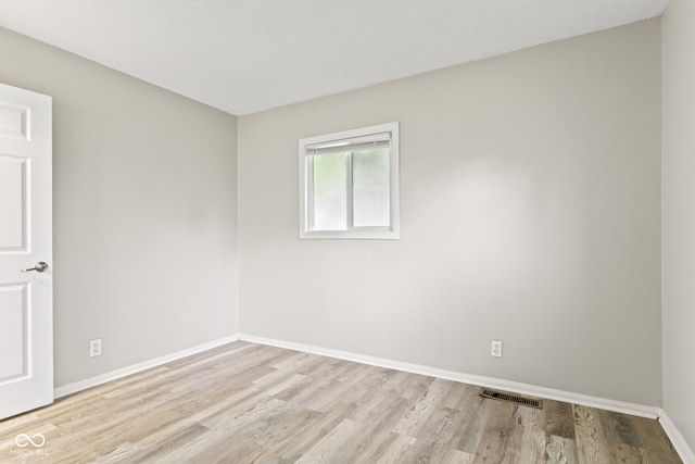 3148 Keswick Rd, Indianapolis, IN 46222 - photo 18