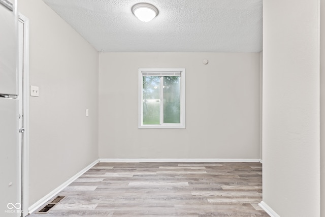 3148 Keswick Rd, Indianapolis, IN 46222 - photo 13