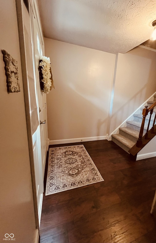 6853 Cross Key Dr, Indianapolis, IN 46268 - photo 3