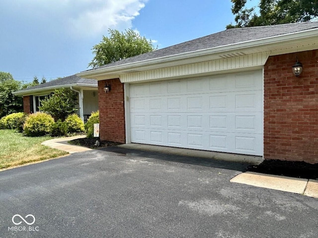 5651 E 72nd St, Indianapolis, IN 46250 - photo 3