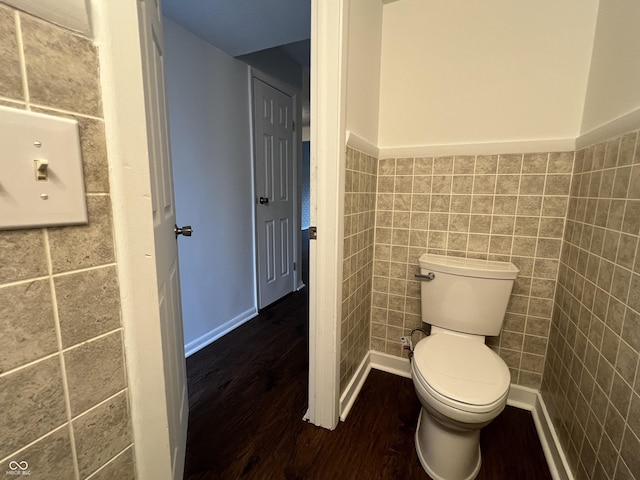 7488 Countrybrook Dr, Indianapolis, IN 46260 - photo 14