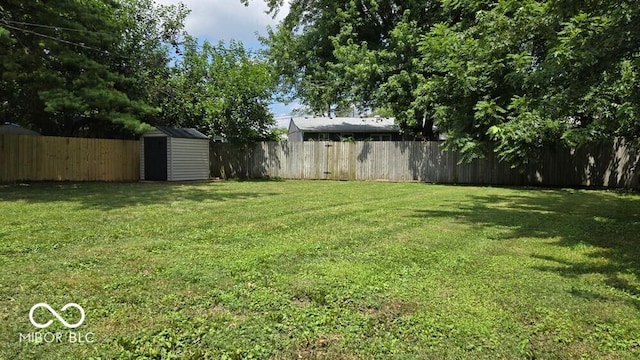 2713 N Boehning St, Indianapolis, IN 46219 - photo 4