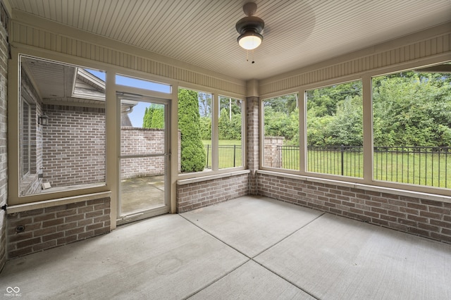 4040 Naples Dr, Columbus, IN 47203 - photo 36