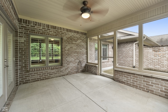4040 Naples Dr, Columbus, IN 47203 - photo 38