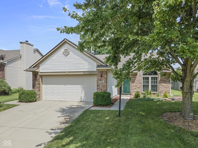 9776 Overcrest Dr, Fishers, IN 46037 - photo 1