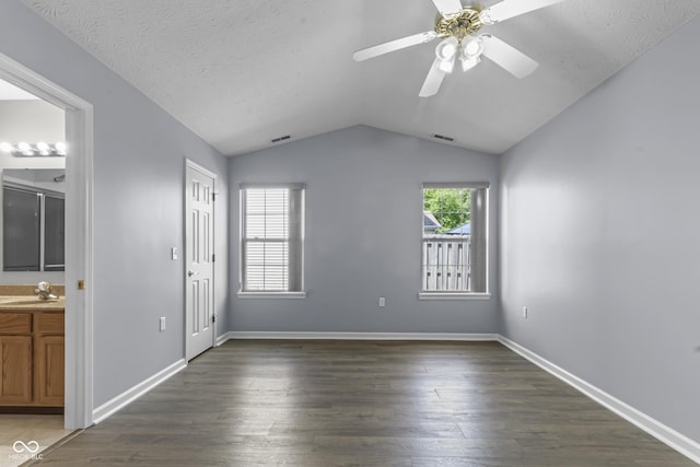 9776 Overcrest Dr, Fishers, IN 46037 - photo 20
