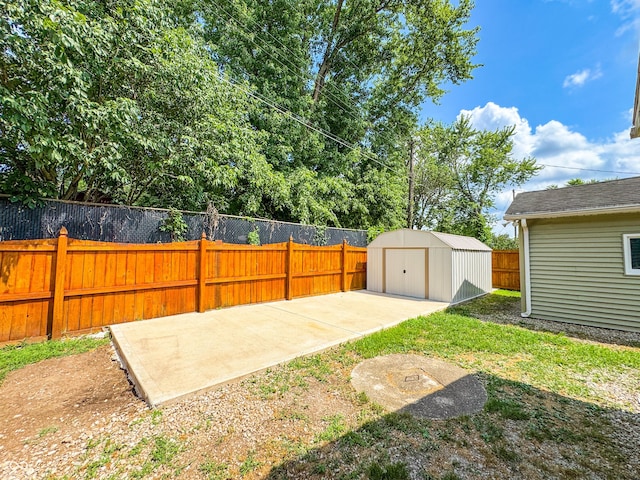 4703 N Hendricks St, Terre Haute, IN 47805 - photo 25