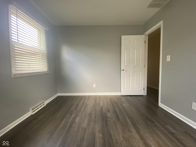 3519 25th St, Columbus, IN 47203 - photo 5
