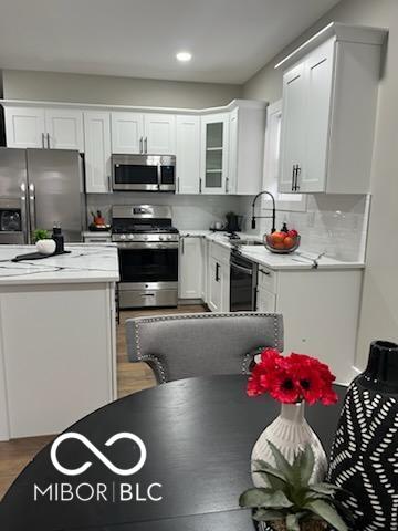 822 N Gray St, Indianapolis, IN 46201 - photo 9