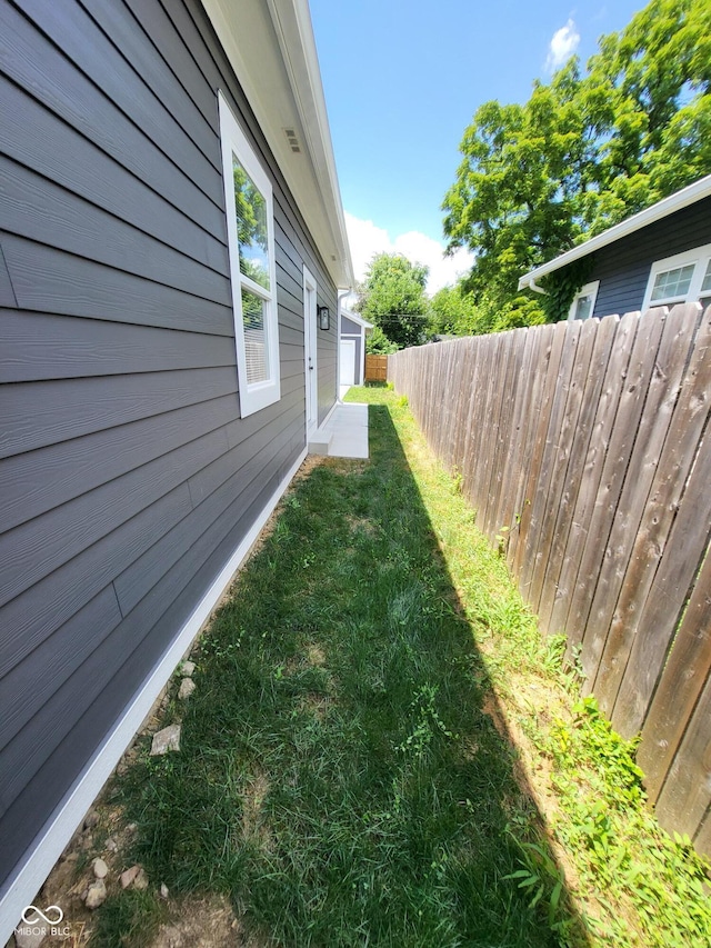 822 N Gray St, Indianapolis, IN 46201 - photo 23