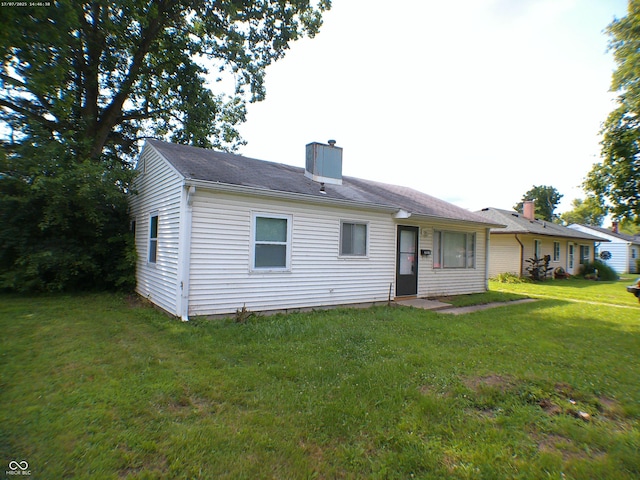 3024 Falcon Dr, Indianapolis, IN 46222 - photo 2
