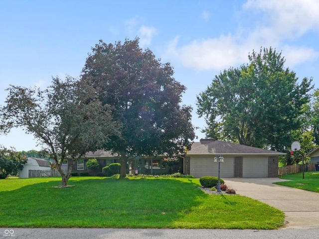 475 Poplar Dr, Greenwood, IN 46142 - photo 1