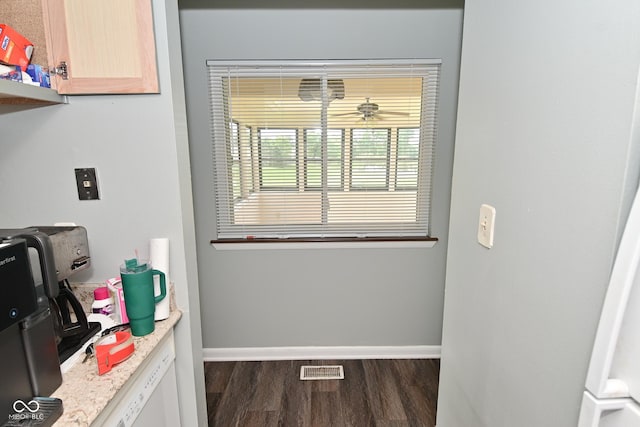 5753 Bradston Way, Indianapolis, IN 46237 - photo 18