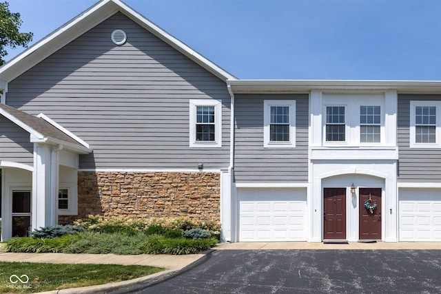 1232 Shadow Ridge Rd, Indianapolis, IN 46280 - photo 2
