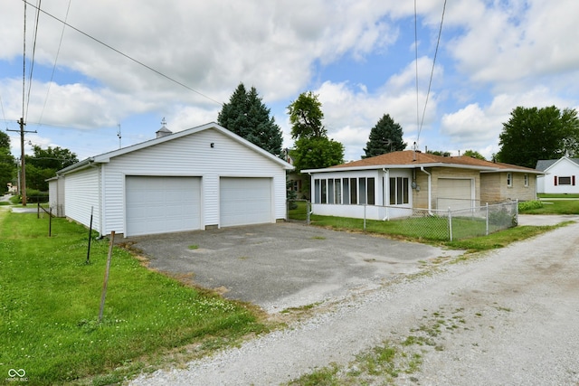 1621 N E St, Elwood, IN 46036 - photo 4