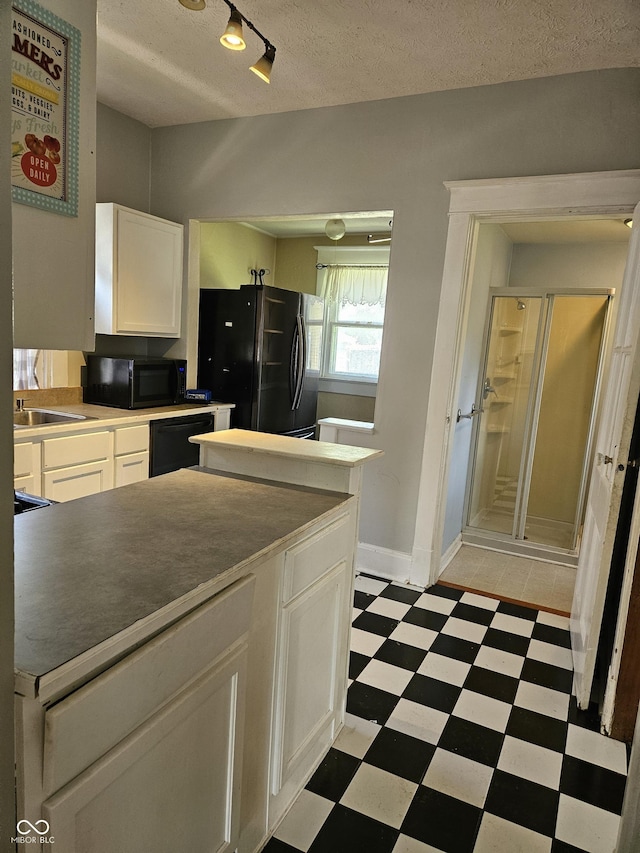 323 N Lesley Ave, Indianapolis, IN 46219 - photo 19