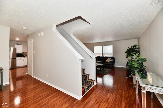 8945 Poppy Ln, Indianapolis, IN 46231 - photo 3