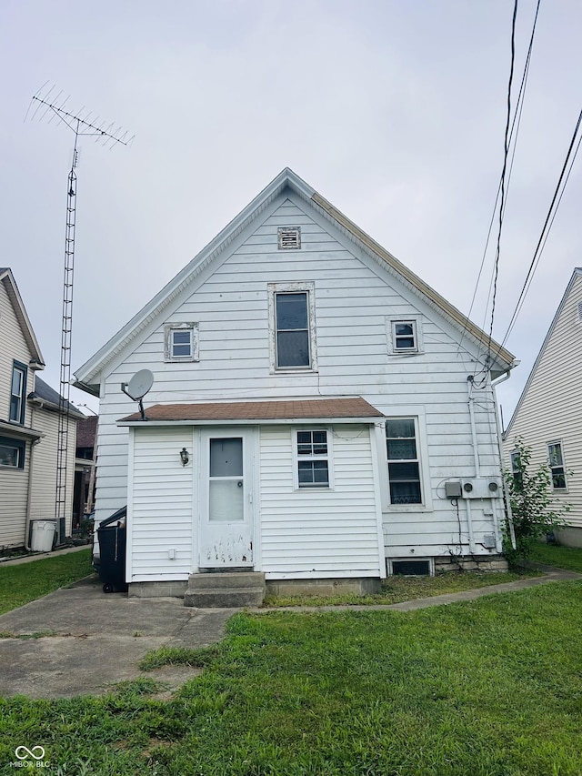 311 W 12th St, Connersville, IN 47331 - photo 2