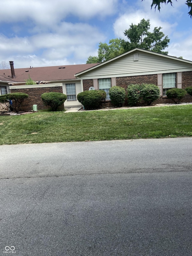 4410 Mountbatten Ct, Indianapolis, IN 46254 - photo 1