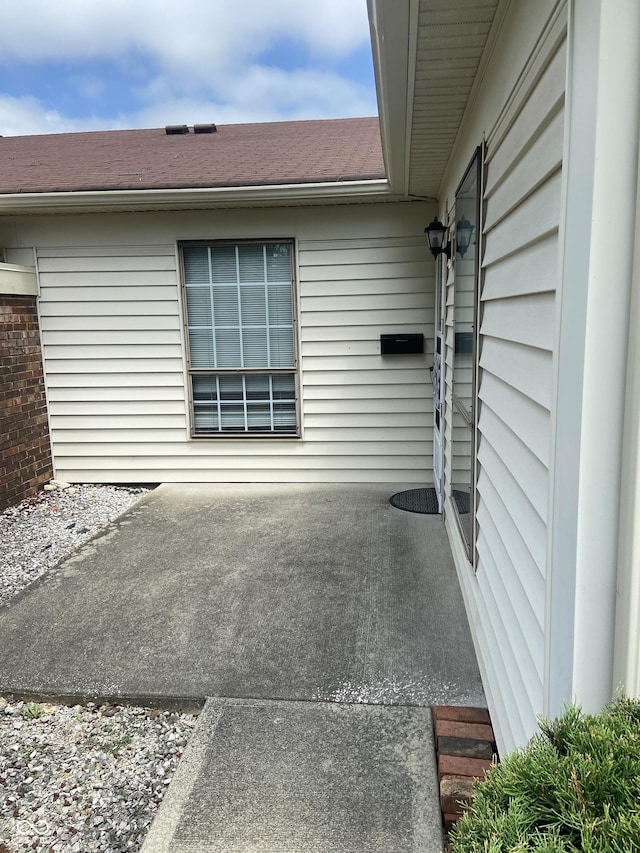 4410 Mountbatten Ct, Indianapolis, IN 46254 - photo 3