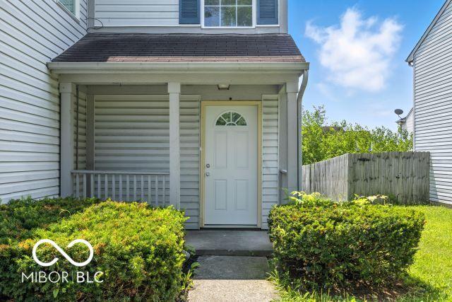 7147 Mars Dr, Indianapolis, IN 46241 - photo 3