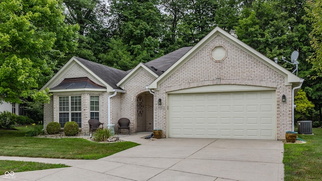 1640 Stable Cir, Indianapolis, IN 46239 - photo 2