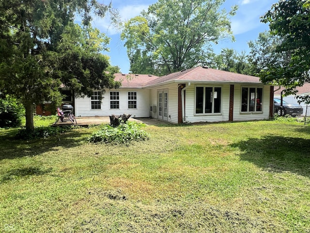 3410 Westenedge Dr, Columbus, IN 47203 - photo 2