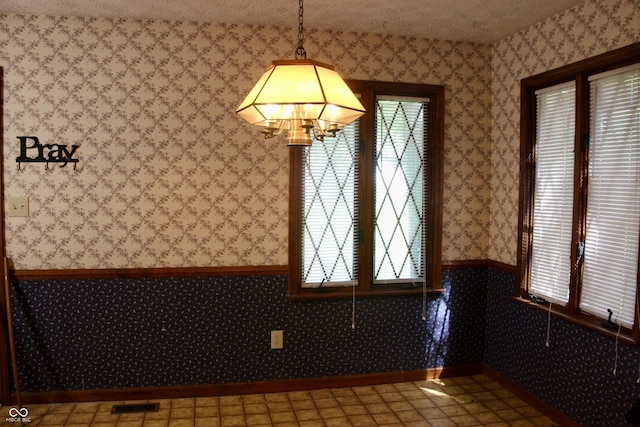 8702 Swiftsail Ct, Indianapolis, IN 46256 - photo 12