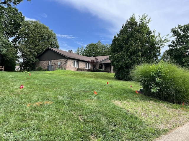8702 Swiftsail Ct, Indianapolis, IN 46256 - photo 3